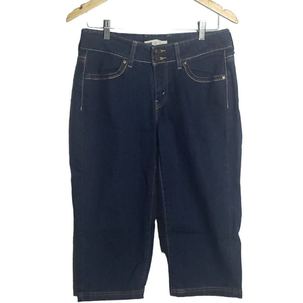Levi Jeans Size 10
